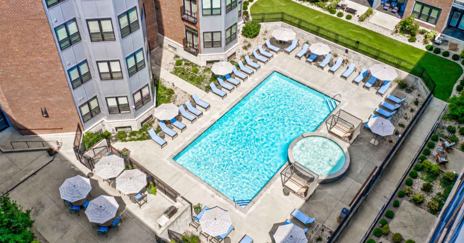 Midtown Pool and Courtyard